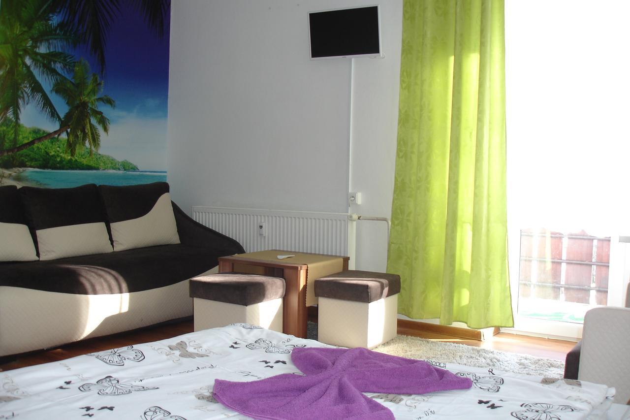 Hotel Gula Batizovce ภายนอก รูปภาพ