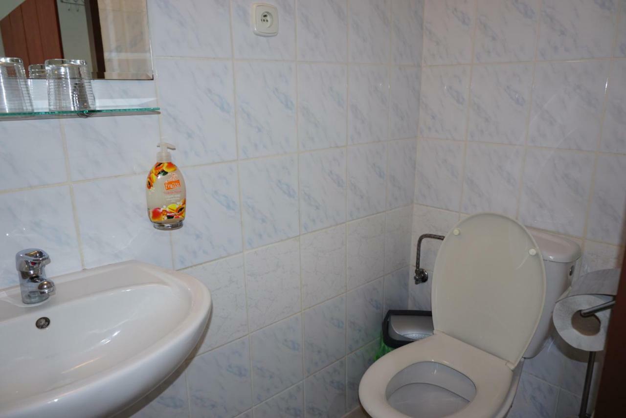 Hotel Gula Batizovce ภายนอก รูปภาพ